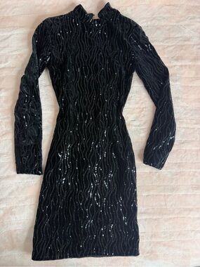 Bershka Black Sequined Long-Sleeve Bodycon Dress